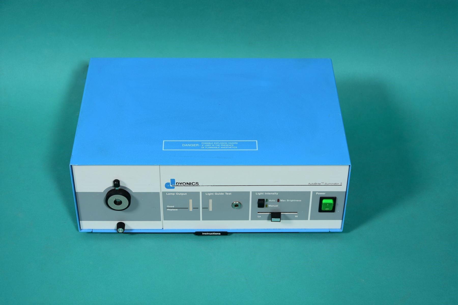 DYONICS Auto Brite Illuminator II 250 W