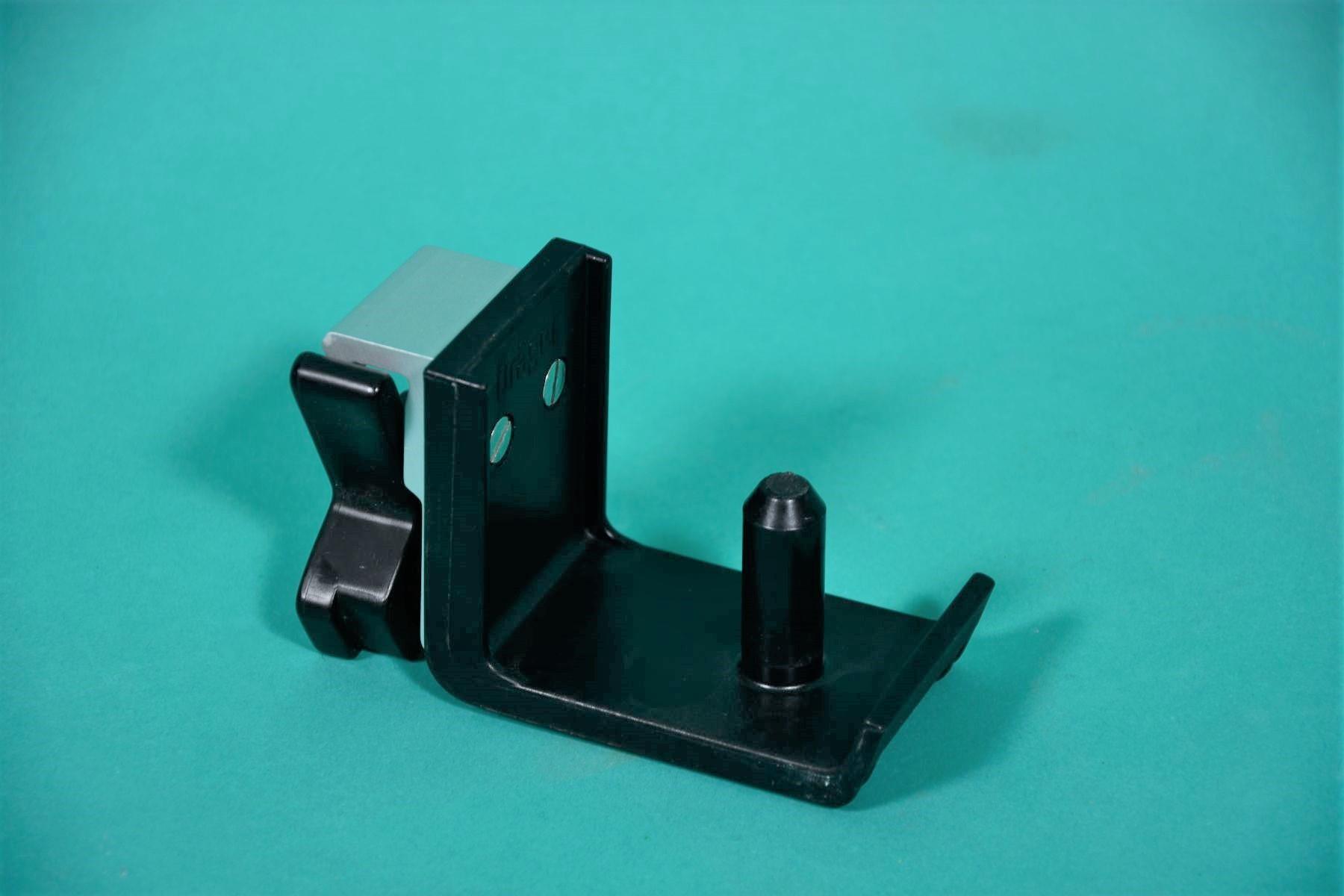 DRÄGER holder for secretion bottle package or