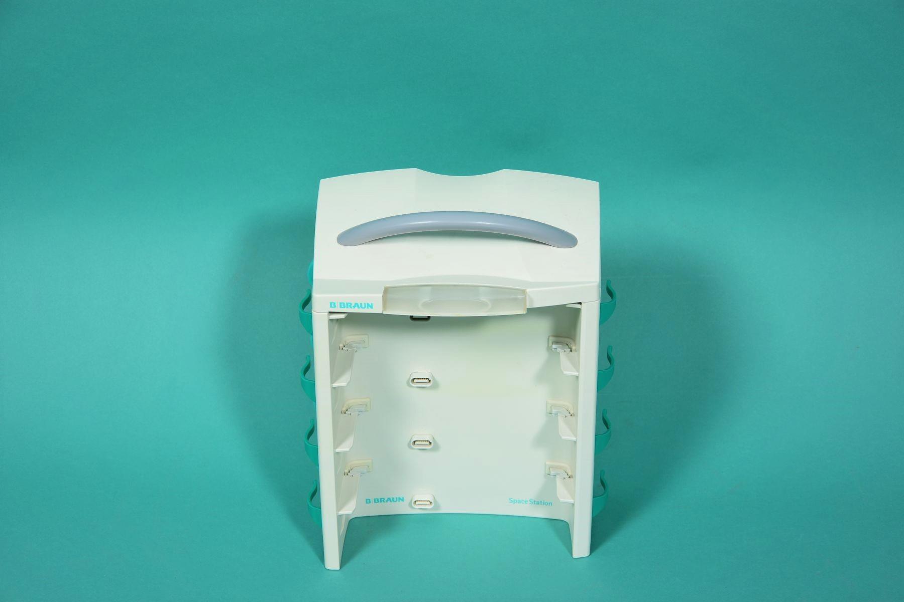 BRAUN 8713140 Space Station