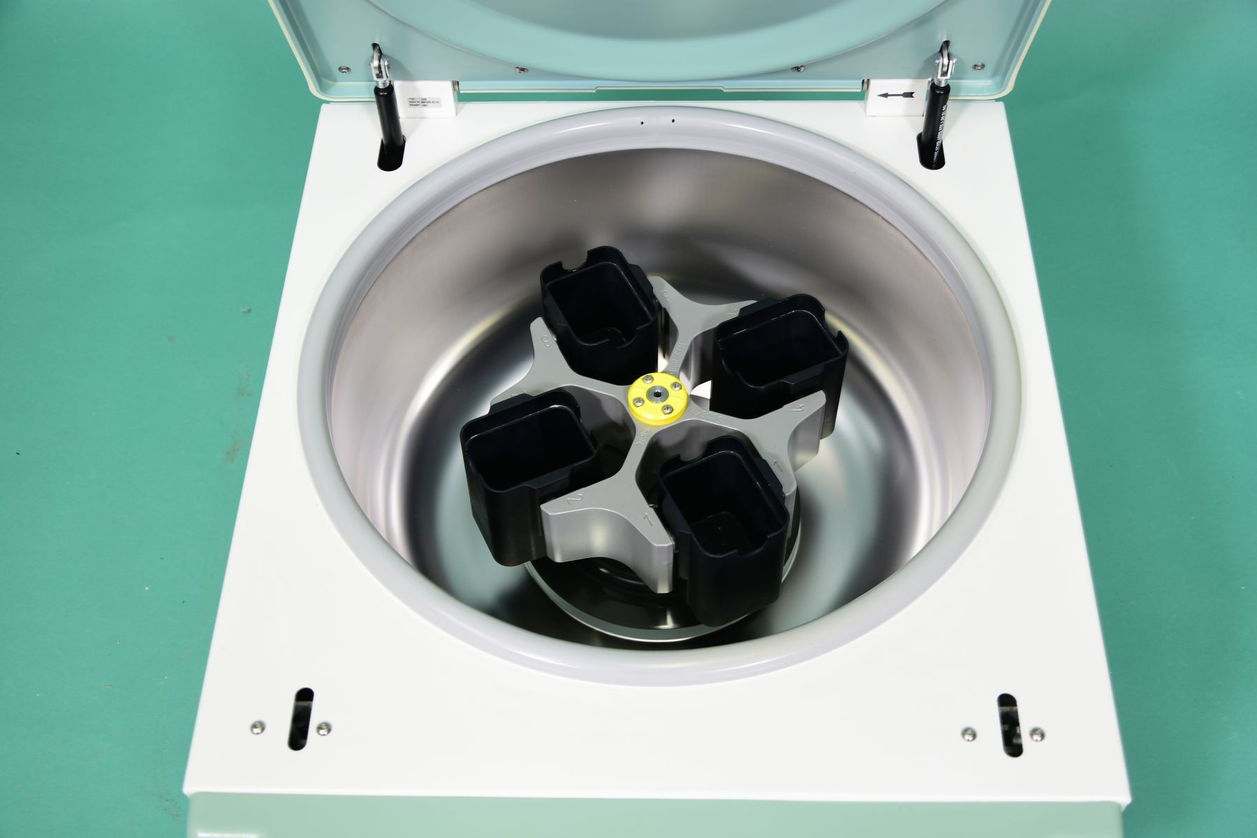 HETTICH Rotanta 460, Laborzentrifuge - mit geöffnetem Deckel