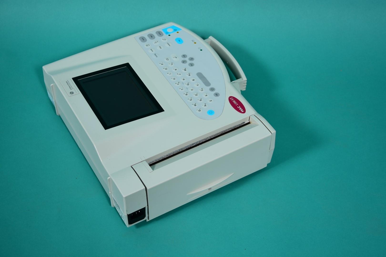 GE Marquette Mac 1200ST 6-/12-Kanal EKG GE Marquette Mac 1200ST 6-/12-Kanal EKG