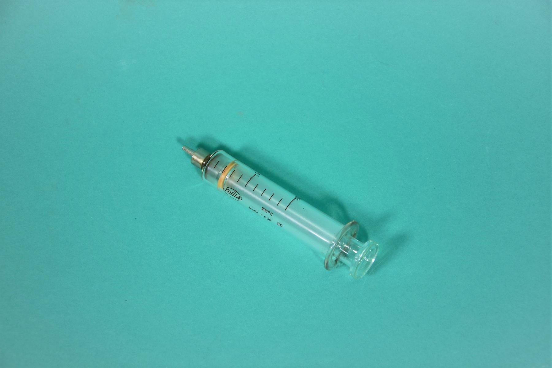 REFILA glass syringe 10 ml, used Medical antique!