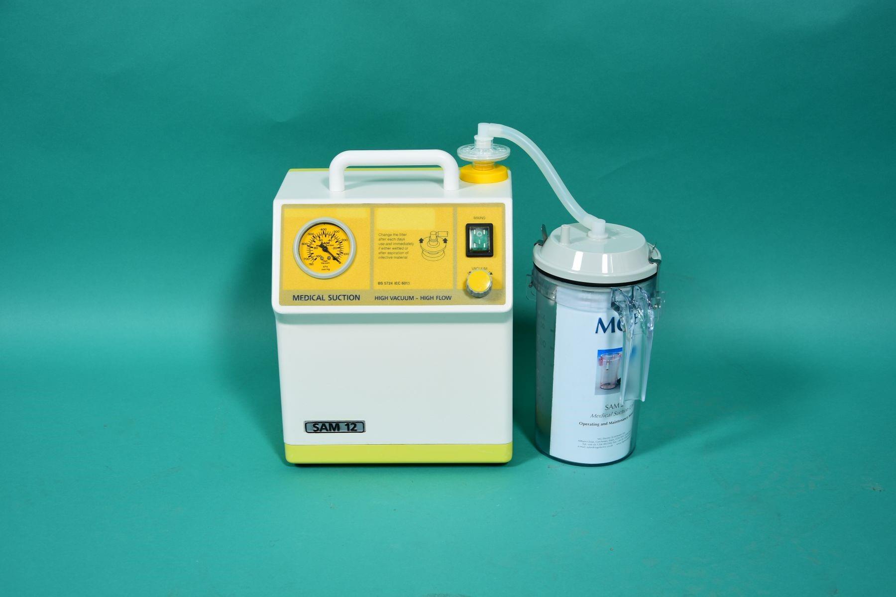 MGE SAM 12, portable suction pump with 1.75
litre plastic container,