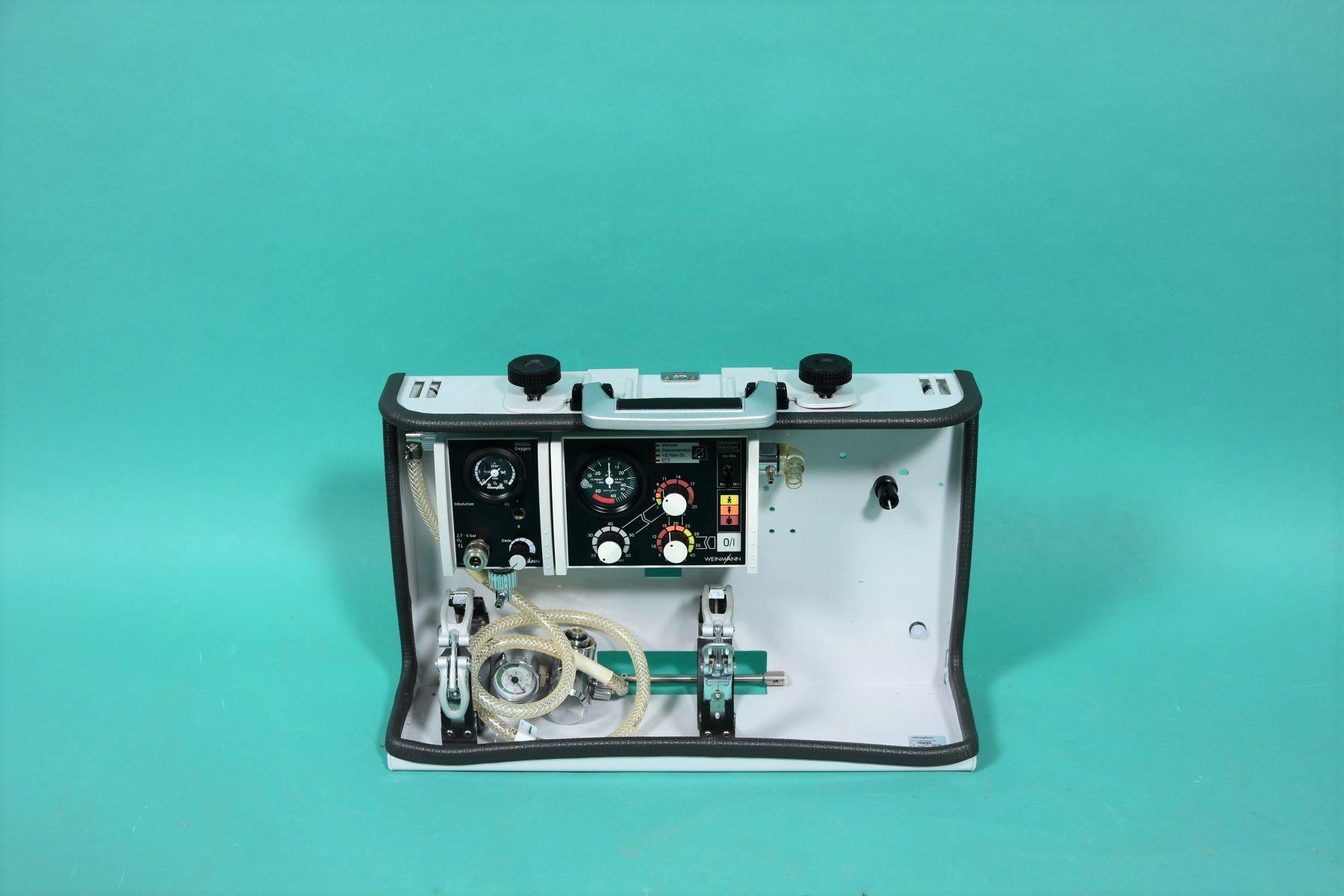 WEINMANN Medumat standard, portable emergency ventilator with oxygen