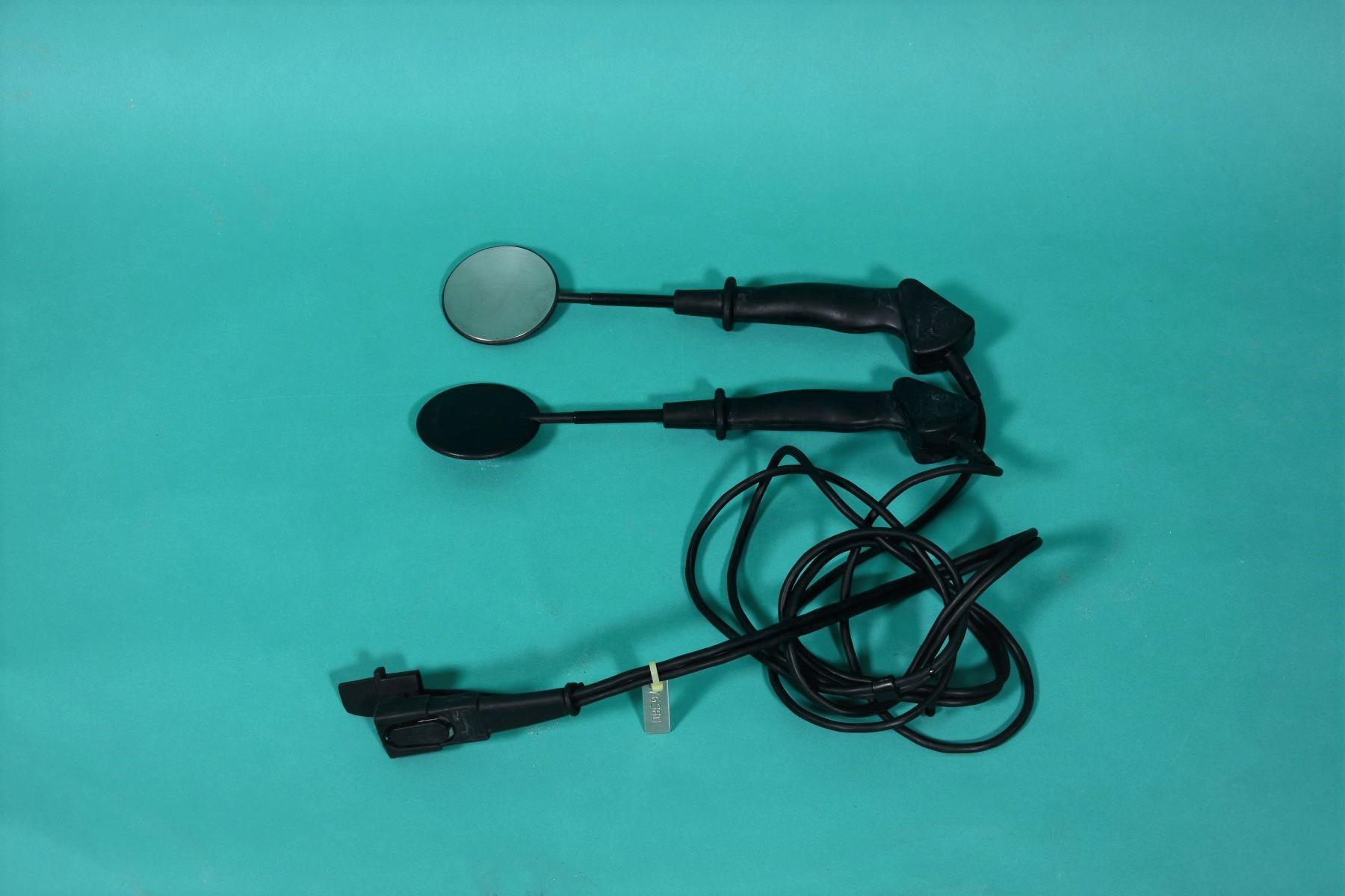 Électrodes de poche intracardiaques ZOLL pour
défibrillateurs Zoll.