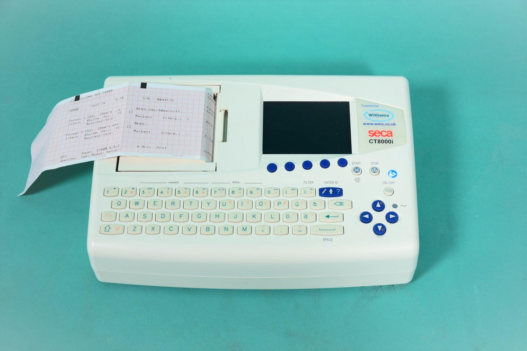 SECA CT8000i 3-/6 Kanal EKG Gerät - Vorderansicht