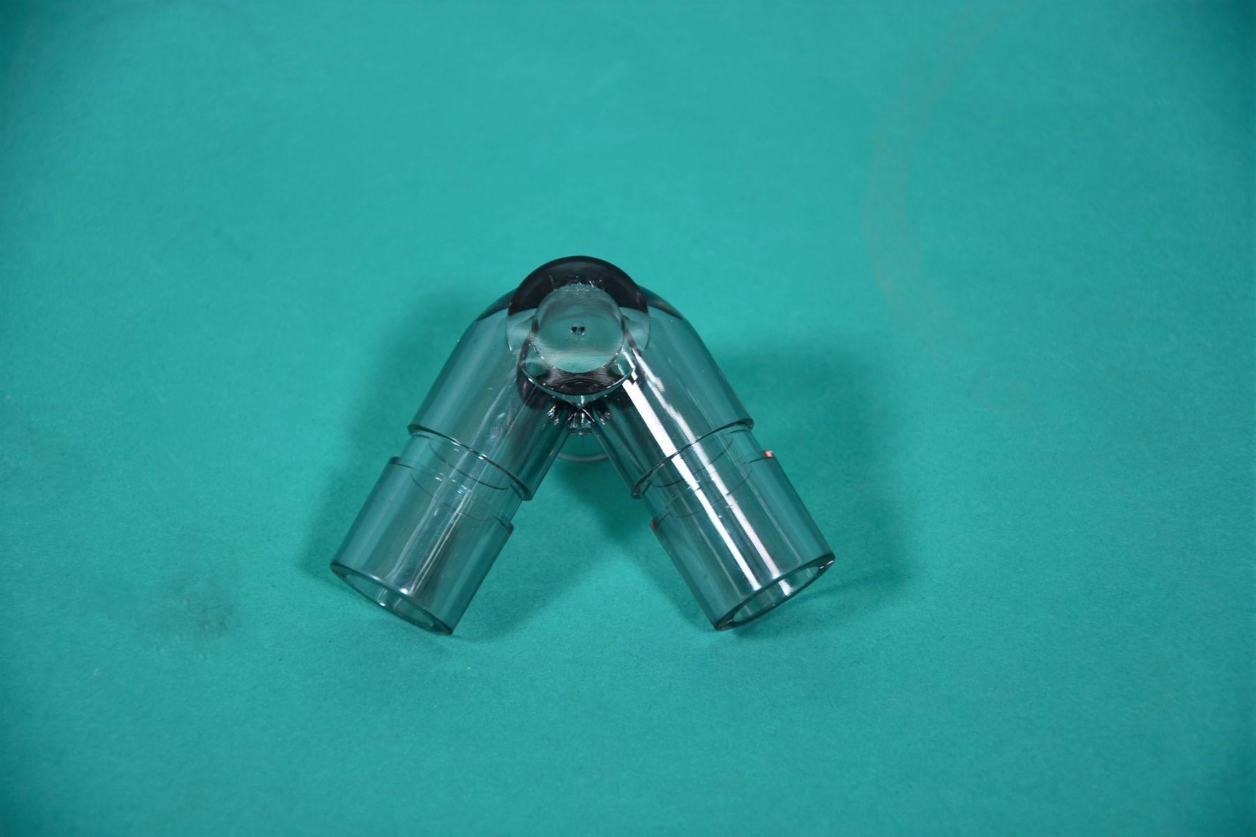 Pièce en Y coudée, pour adultes. Convient aux
tubes de patient de 22