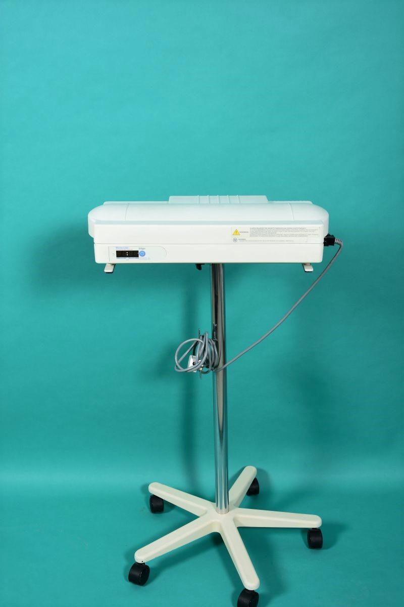 DRÄGER PTS 68-1C, phototherapy lamp on chassis,