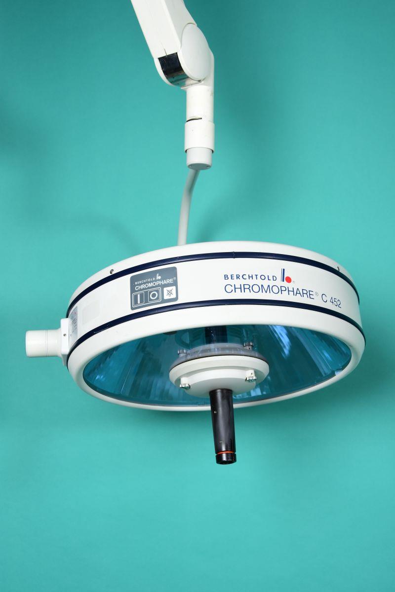 BERCHTOLD Chromophare C450 OP-Leuchte