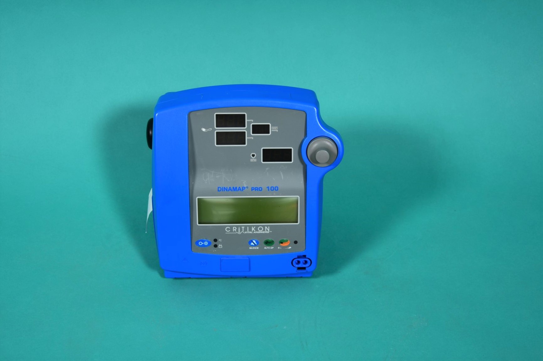 CRITIKON Dinamap Pro 100 Patientenmonitor, Vorderansicht
