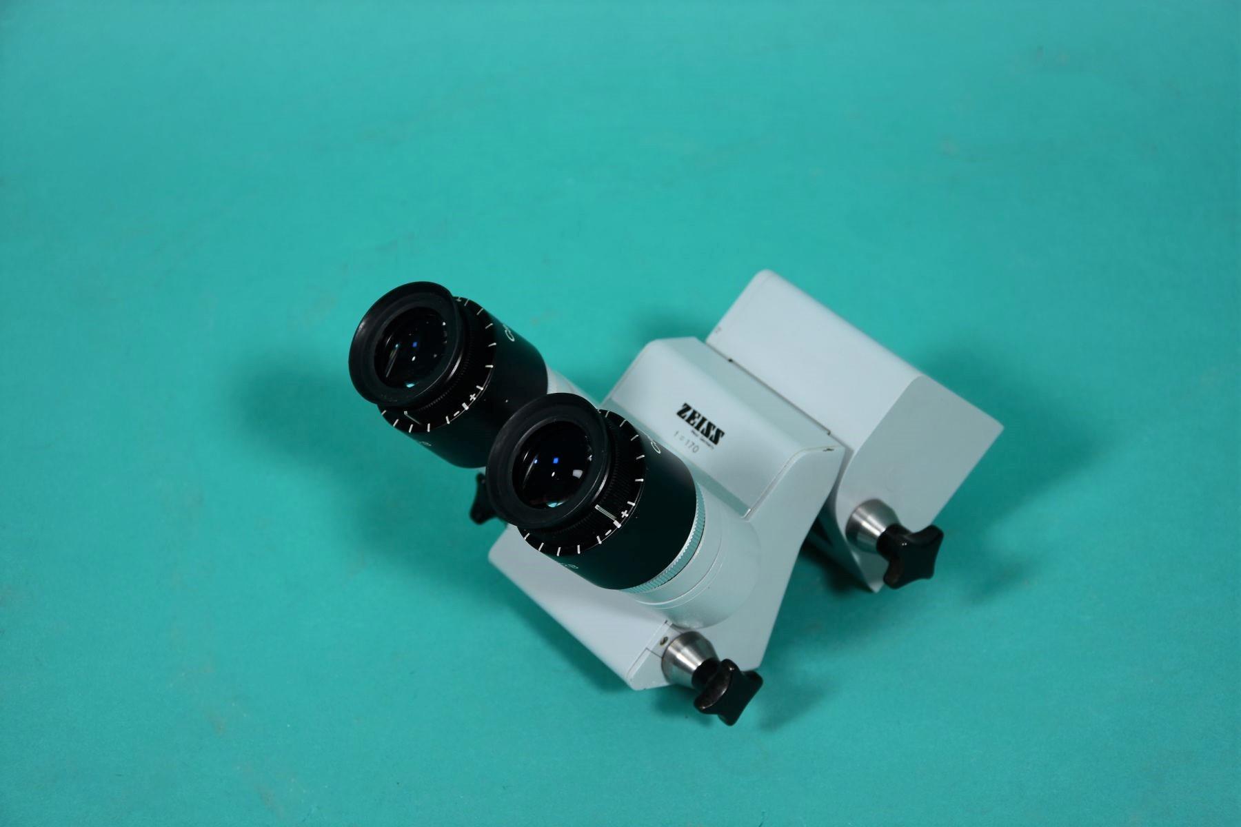 ZEISS schwenkbarer (0 bis 50°) Binokulartubus -Vorderansicht