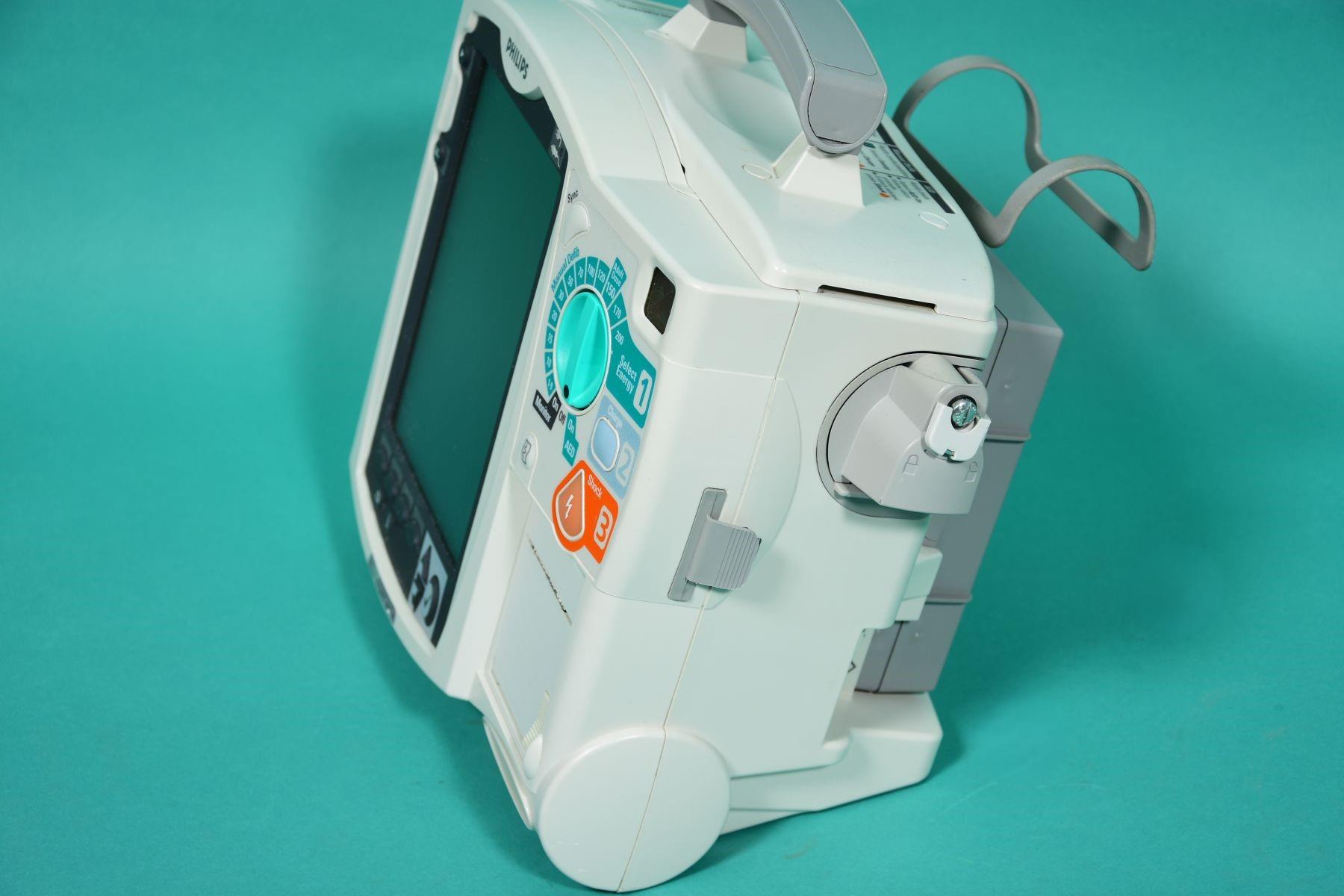 PHILIPS Heartstart MRx, portable, biphasicdefibrillator incl.