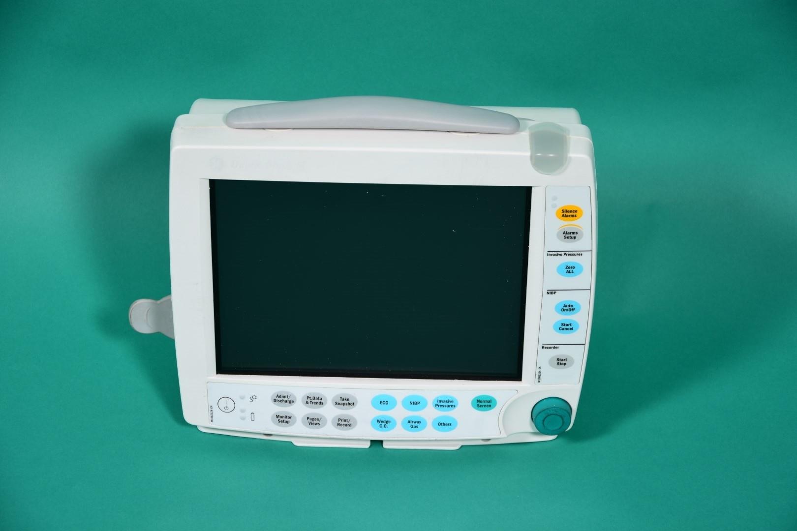 DATEX Ohmeda F-FM 00 EKG Monitor inkl. Modul für die Me -Vorderansicht DATEX Ohmeda F-FM 00 EKG Monitor inkl. Modul für die Me -Vorderansicht