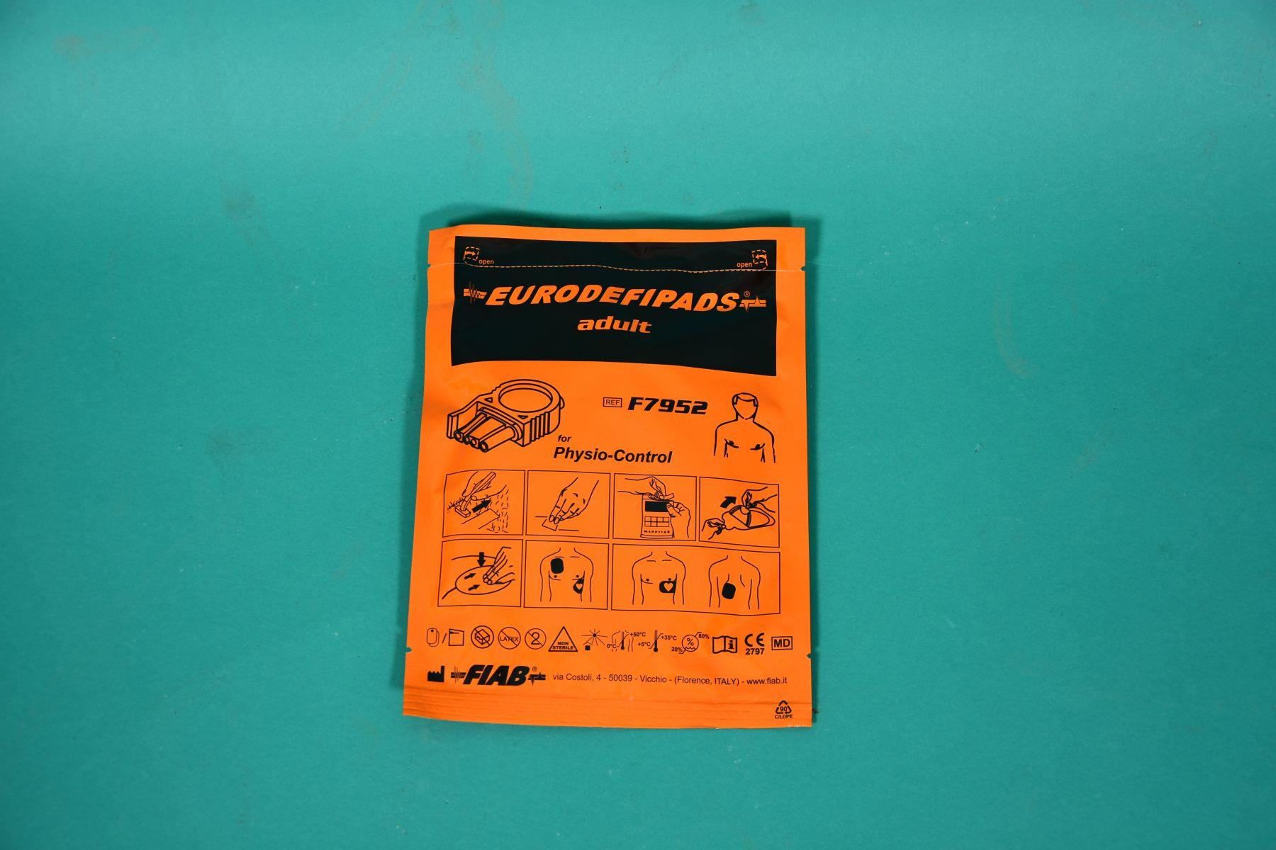 Defibrillation electrodes PHYSIOCONTROL