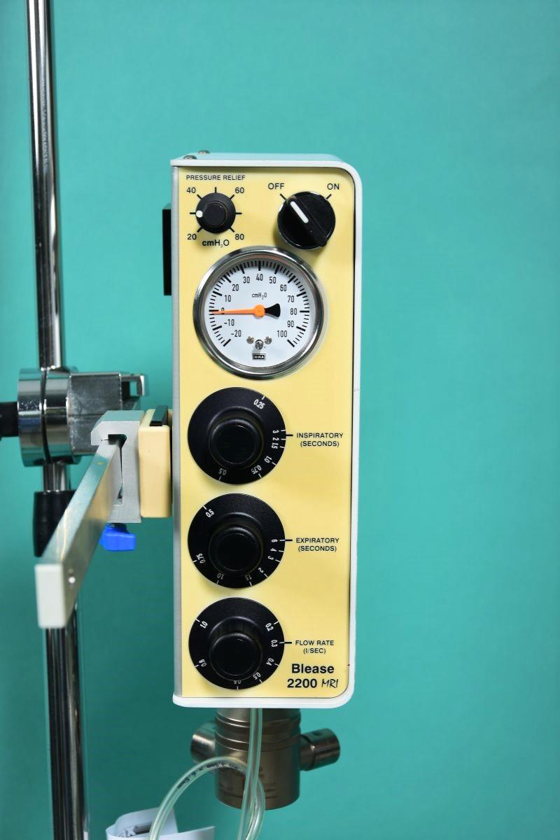 BLEASE 2200 MRI Anästhesiebeatmungsgerät BLEASE 2200 MRI Anästhesiebeatmungsgerät