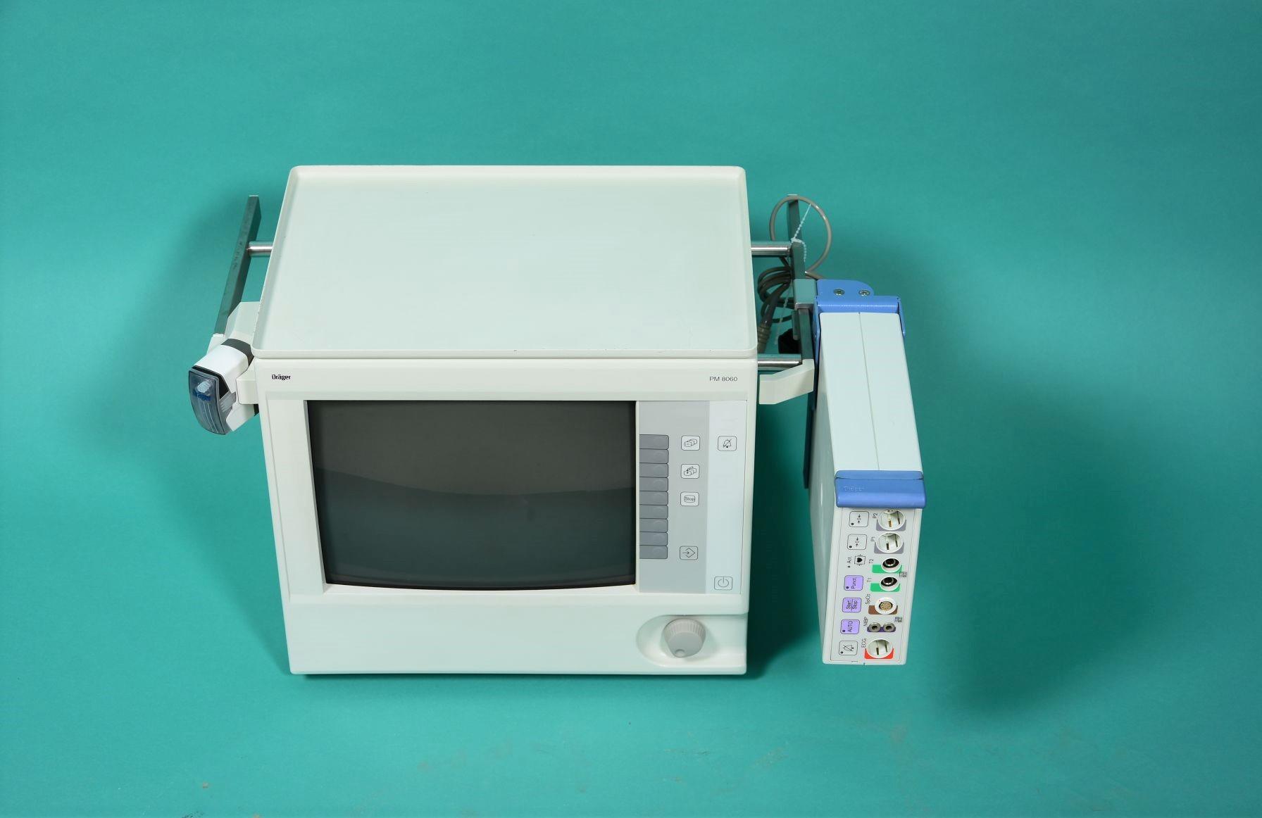 DRÄGER PM 8060 respiratory gas monitor with module box, measurement