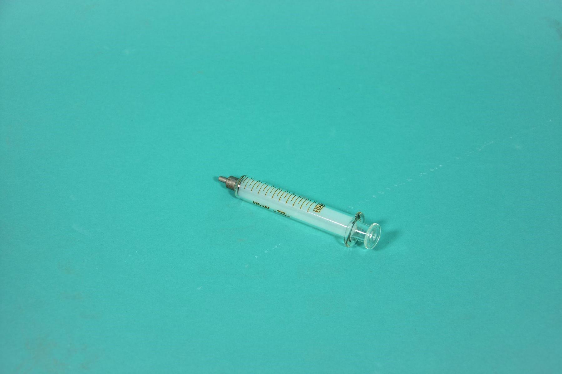 REFILA glass syringe 5 ml, used Medical antique!