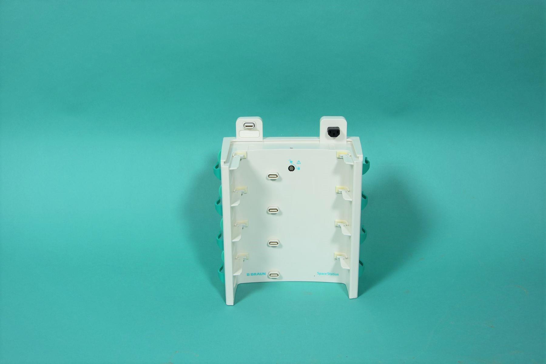 BRAUN 8713140 Space Station