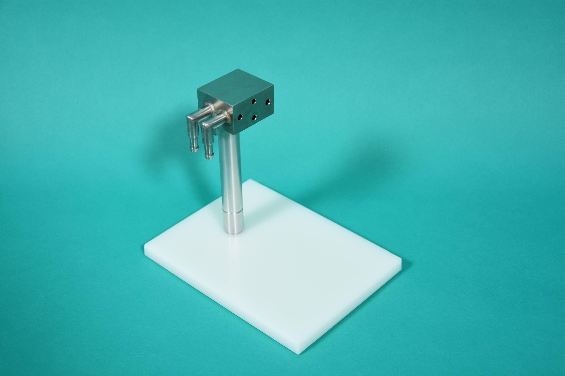 Vapor-Stand (fixed): This item acts as a stand