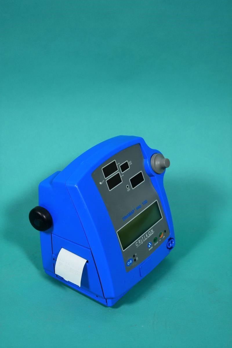 CRITIKON Dinamap Pro 100 Patientenmonitor, Seitenansicht