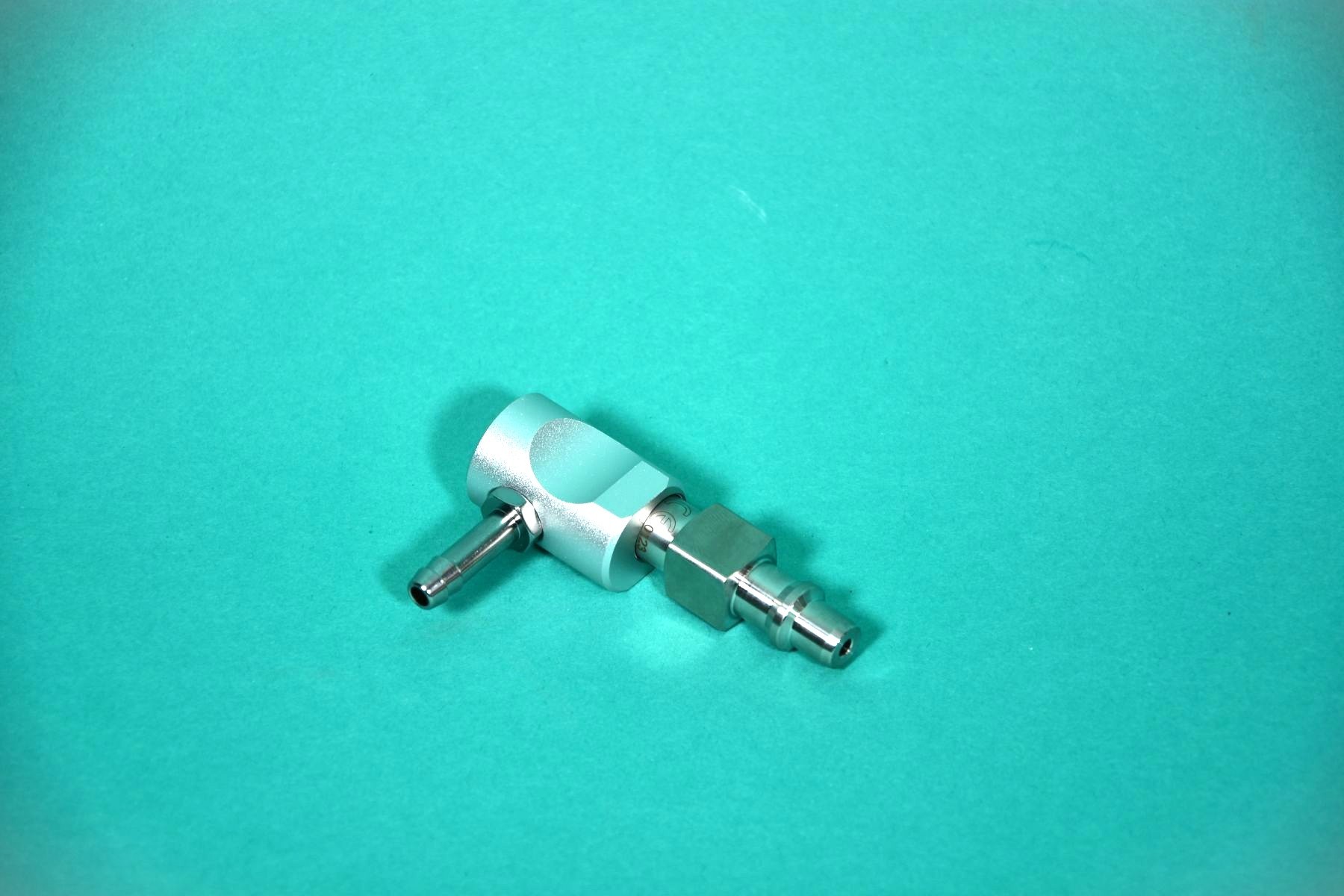 Gasentnahmestecker für Druckluft, Winkelstecker